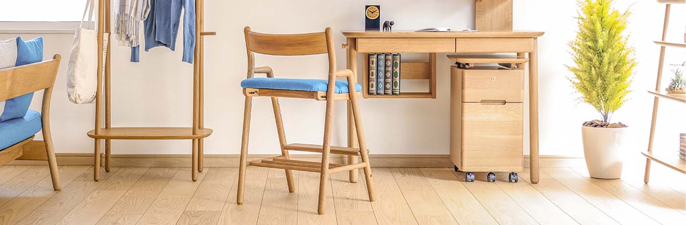 無垢デスクチェア | 旭川・飛騨・府中などが作る国産家具 | MUKU工房