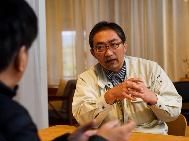 ブランドの取り組み 森の声を聴く家具づくり──マッシュルーム