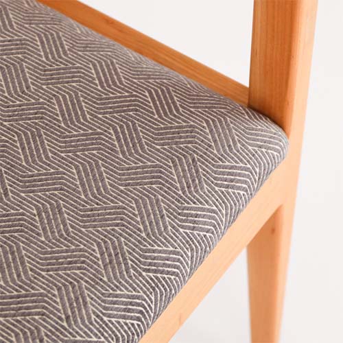 無垢材スツール・肘付きスツール 肘掛グリップ付きスツール（ナチュラル） | 後藤家具物産・大川