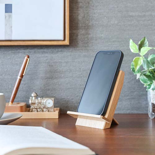 完全ハンドメイド【木製スマホスタンド】 スマホスタンド 天然木 木製 ハンドメイド スマホホルダー 卓上