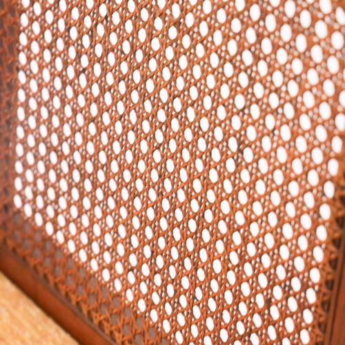 黒と白のチェック柄アームチェア 黒と白のチェック柄アームチェア