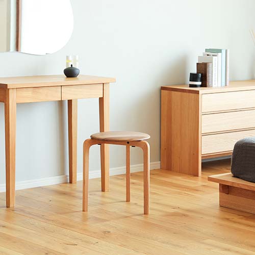 府中家具 DENTO 伝統工芸 LISCIO リッショ 3本脚スツール 国産家具
