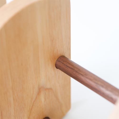 三線本体 木製 調整用具付き 楽天市場】【 一本脚 見台 (桐) 】三味線用 一本足 譜面台 桐製