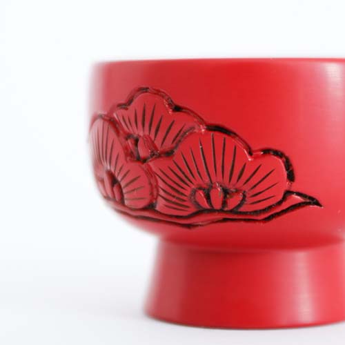 村上木彫堆朱 漆器 お猪口ぐい呑み 松竹梅 盃 無形文化財 工芸品 酒器 小鉢 村上木彫堆朱 漆器 お猪口ぐい呑み 松竹梅 盃 無形文化財 工芸品