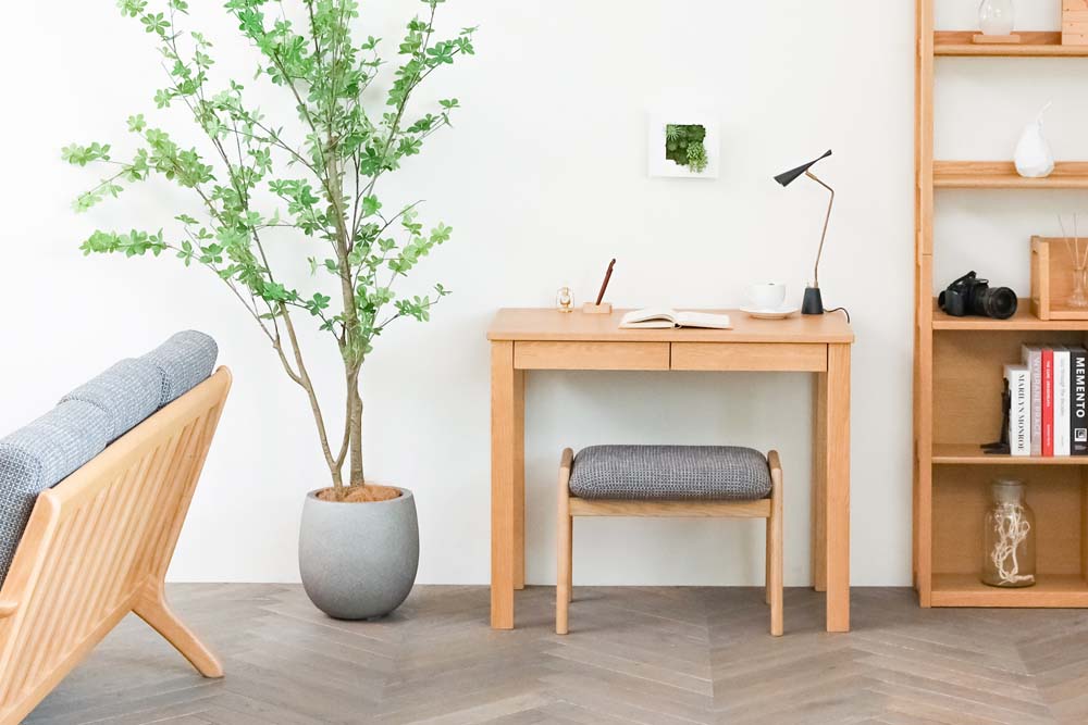 No.28 Desk