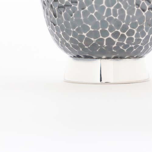 三越 純銀 銀杯 鎚目 酒盃 猪口 東京銀器森銀器製作所純銀酒杯豬口型傳統工藝品金屬杯子| MUKU工房