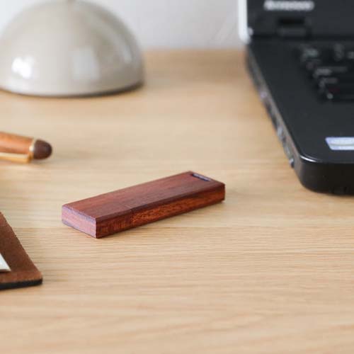 HERMES USBメモリ ブラウン 4120whDEwaL.jpg