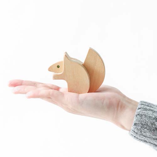 【匿名発送】木工品　國光 作　エゾリス　リス　置物　彫刻　レトロ 匿名発送】木工品 國光 作 エゾリス リス 置物 彫刻 レトロ
