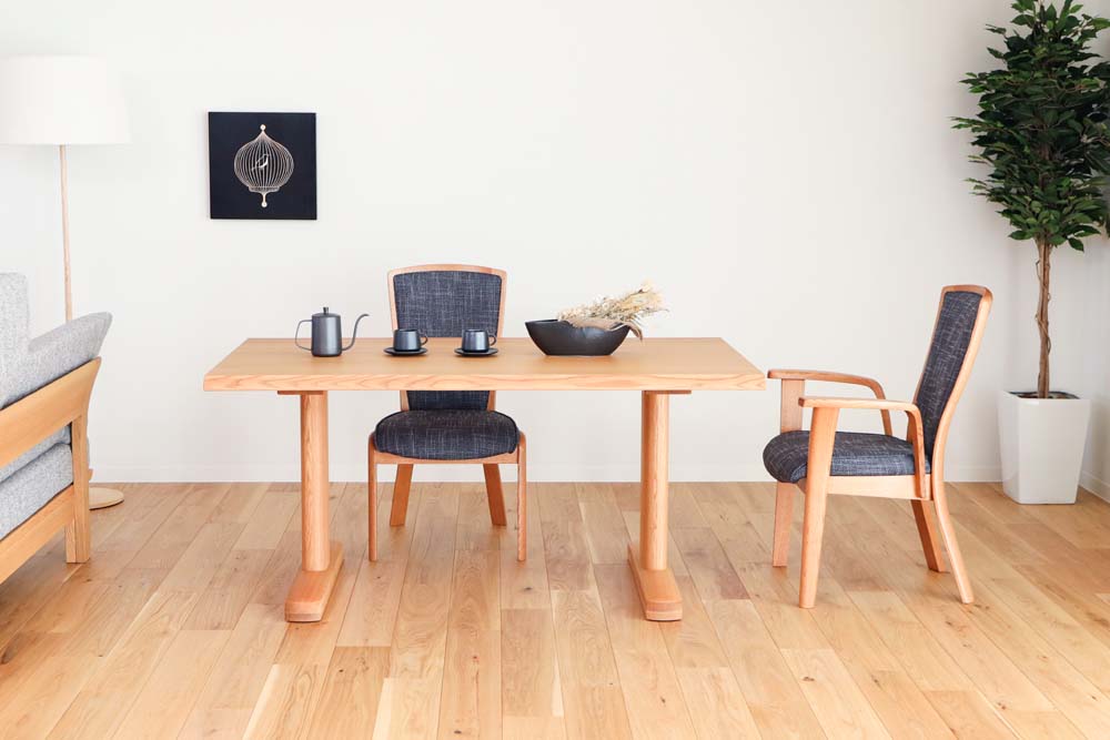 AM Table,2本脚 | 【公式】飛騨の家具『株式会社シラカワ』