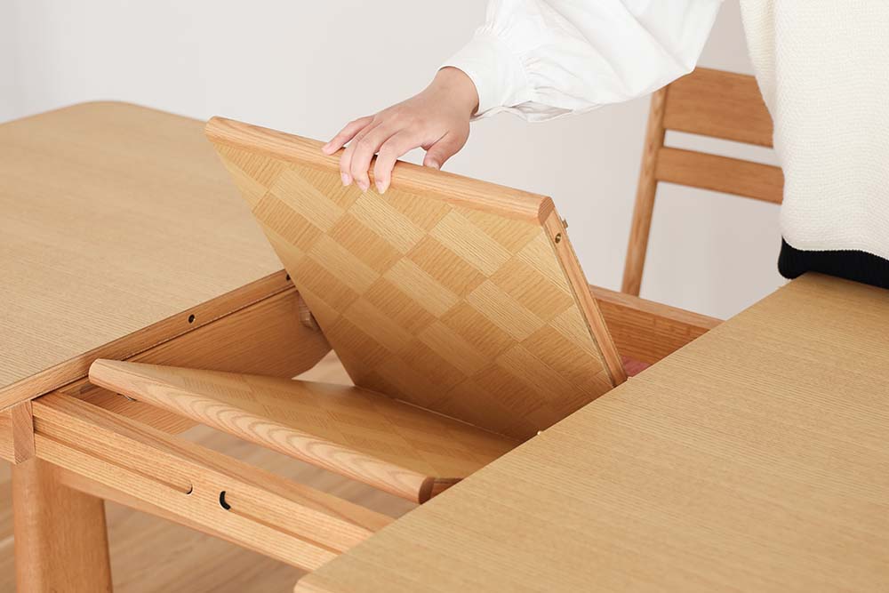 CHIFFON,伸長式突板象嵌入りテーブル | 【公式】飛騨の家具『株式会社