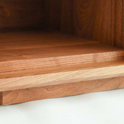 素朴な印象の木の棚　ディスプレイ棚　陳列棚　杉　剥離家具　無塗装　木製 素朴な印象の木の棚 ディスプレイ棚 陳列棚 杉 剥離家具 無塗装