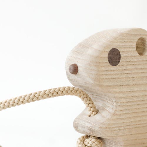 旭川クラフト 鈴木工房 モモンカー 伝統工芸品 木製 おもちゃ | MUKU工房