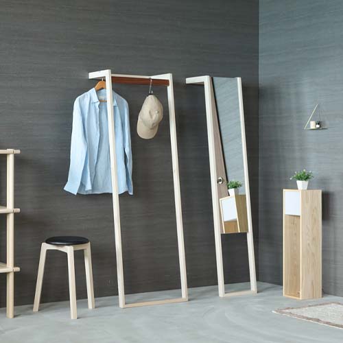 無垢コートハンガー | 旭川・飛騨・府中などが作る国産家具