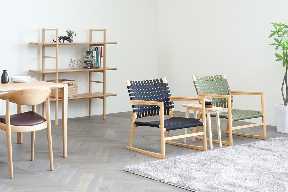 Azul living low chair