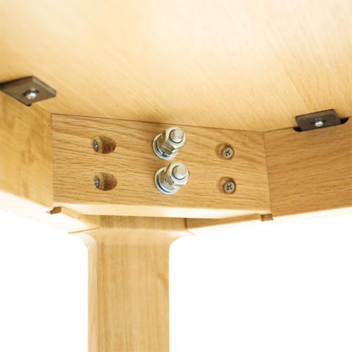 旭川家具　オーク材　ラウンドテーブル　ダイニング（φ95cm） 旭川家具 オーク材 ラウンドダイニングテーブル（φ95cm