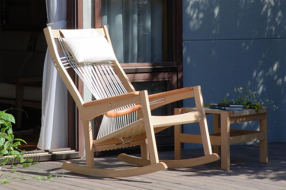 WEAVE rocking chair