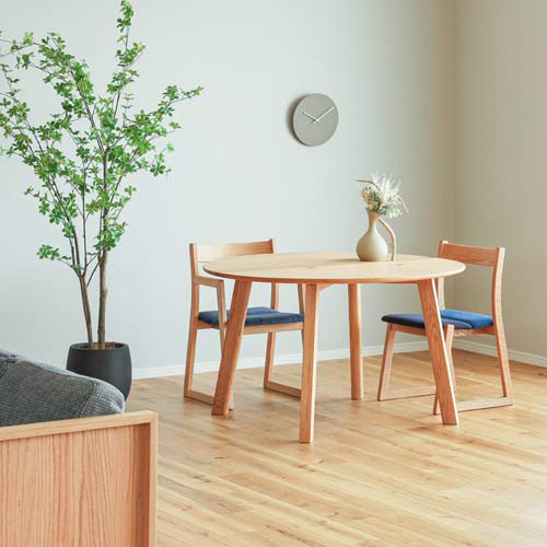 良品 MKマエダ製ベッド/ナイトテーブル W40 x D39.5 x H50 良品 MKマエダ製ベッド/ナイトテーブル W40 x D39.5 x H50 デルガード